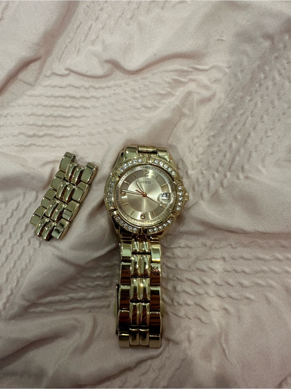 Guess Watch - Picture 4 of 8